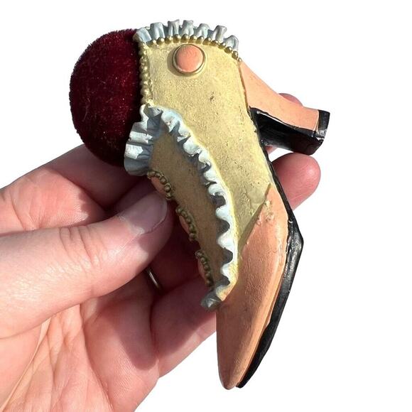 Vintage Victorian Shoe Shaped Fabric Pin Cushion Collectible Miniature - Picture 7 of 11